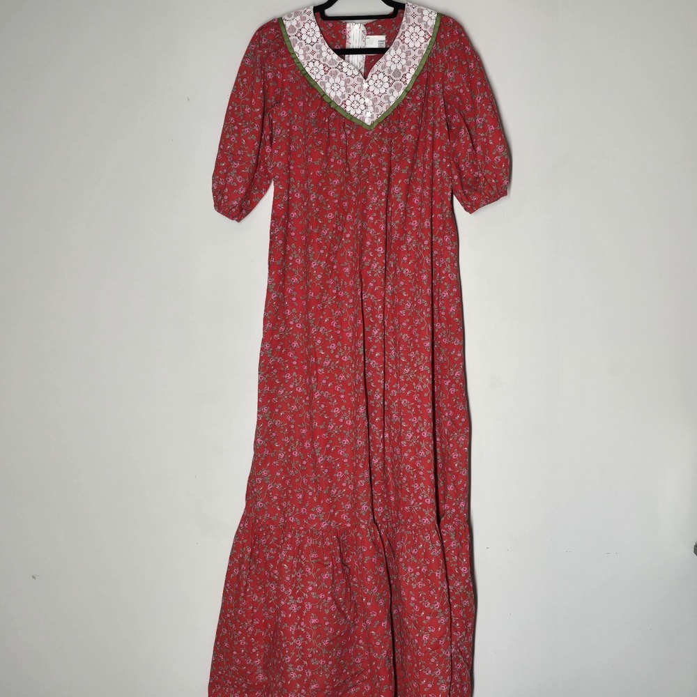 Vintage 70s Prairie Maxi Dress Red Floral Lace Bib Hawaii Cottagecore Size 12